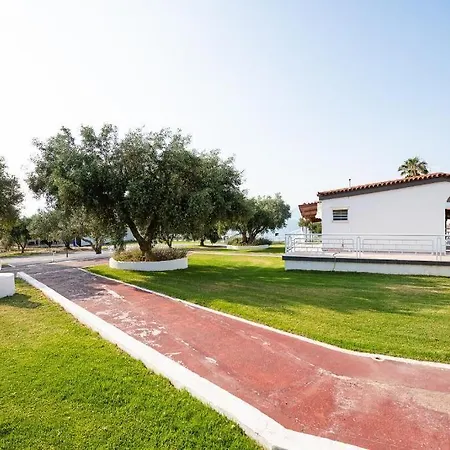 Blue Marine Village Ξενοδοχείο *