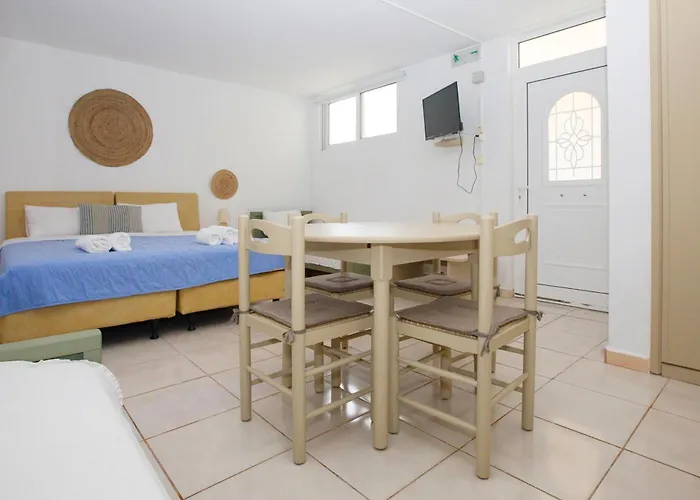 Blue Marine Village Hotel Chalkís